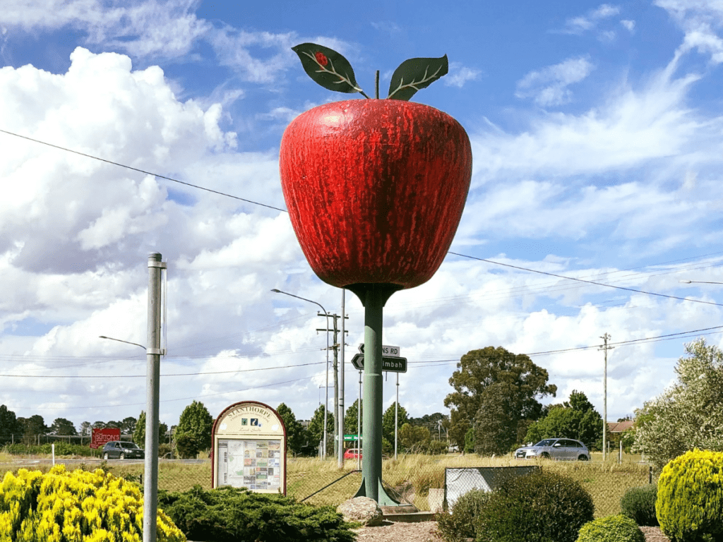 The Big Apple on the New England Highway near Stanthorpe.